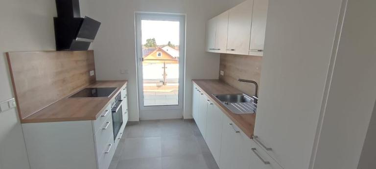 Vohburg, schöne 3 Zimmerwohnung im Dachgeschoss mit 2 Balkonen,