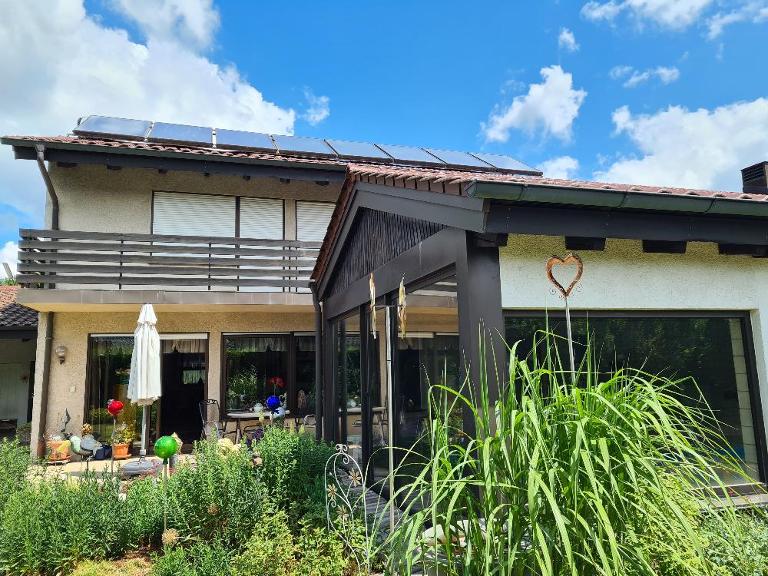 Ingolstadt Müllerbadsiedlung, Einfamilienhaus mit Schwimmhalle in ruhiger sonniger Wohnlage